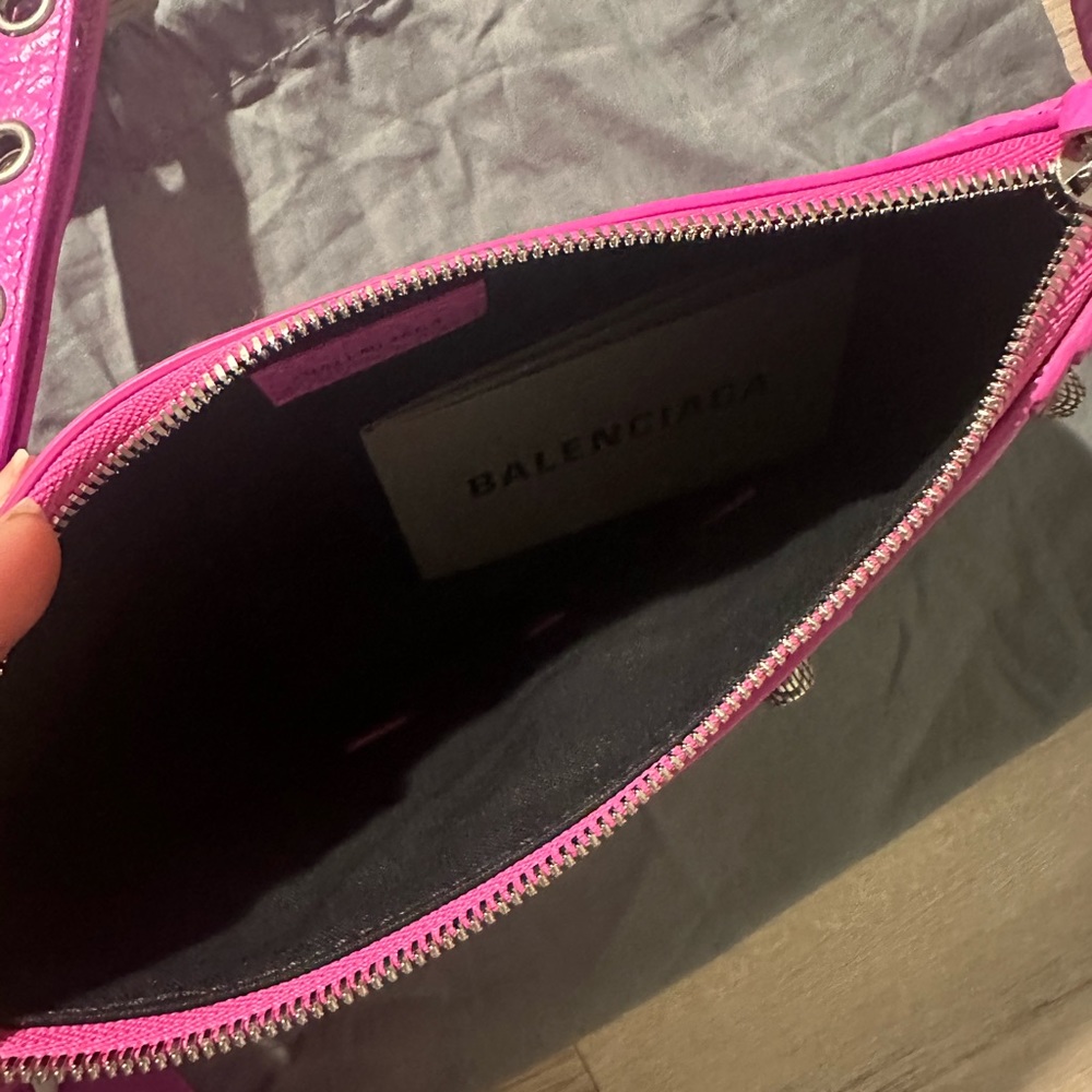 Balenciaga Cagole Wristlet Multipouch - Picture 4 of 8